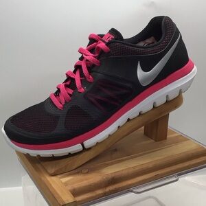 Nike Flex Run Pink\Black Shoe